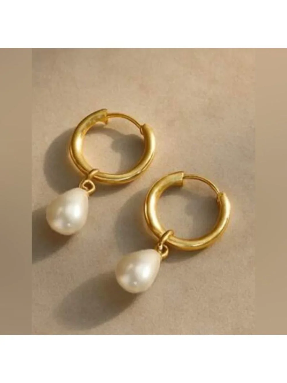 Pearl Drop Earrings Q163